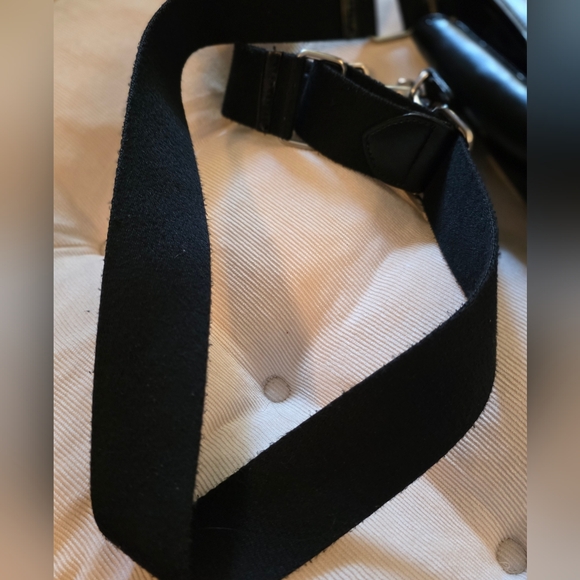 CREATURES OF COMFORT Camera Leather Crossbody Bag - Picture 13 of 13